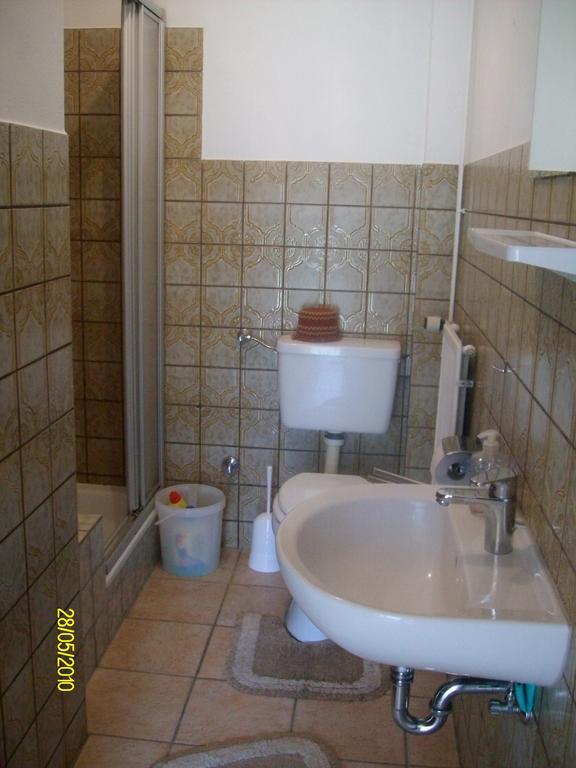 Ferien Und Gaestehaus Harms Neuenkirchen  Chambre photo