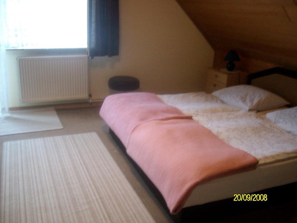 Ferien Und Gaestehaus Harms Neuenkirchen  Chambre photo